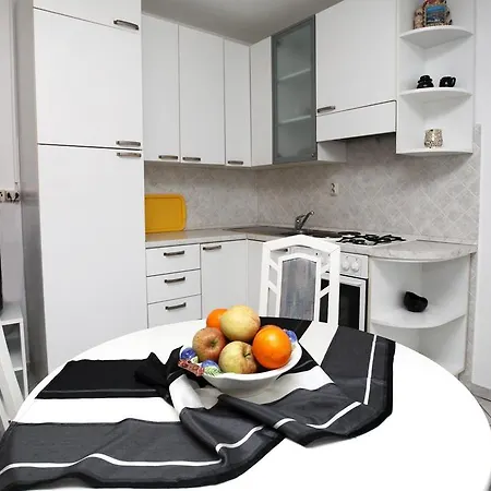 In Beautiful Split Apartamento *