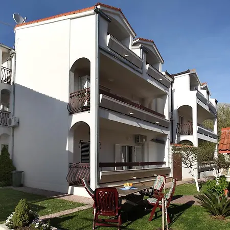 In Beautiful Split Apartamento Podstrana